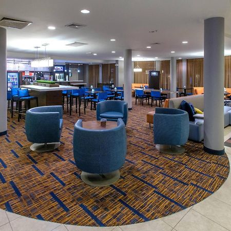Courtyard By Marriott Albany Hotel Exterior foto